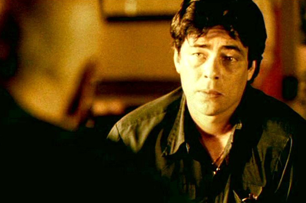2000_benicio_del_toro_traffic