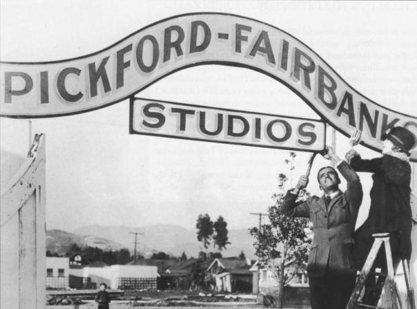 1922, Pickford-Fairbanks Studios