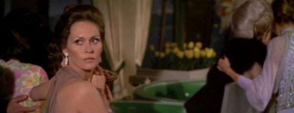 the_towering_inferno_faye_dunaway