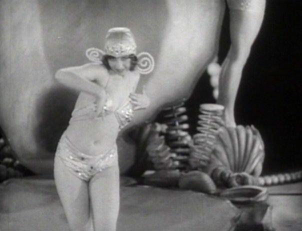 the_hollywood_revue_of_1929_carla_laemmle