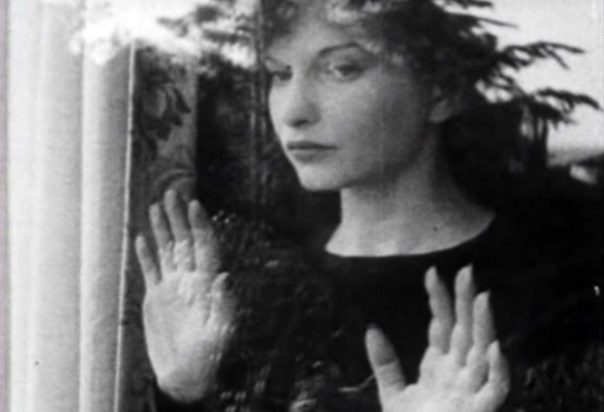 16_meshes_of_the_afternoon